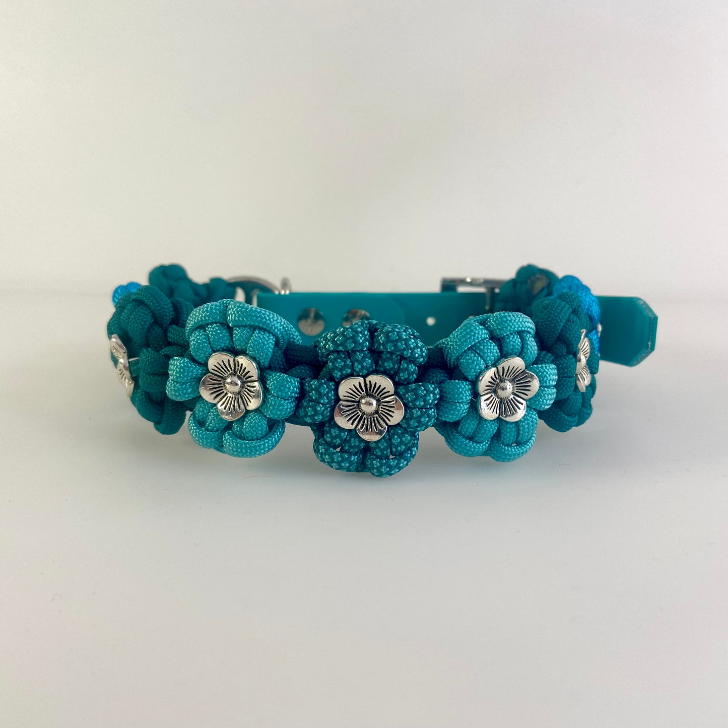 Flower Knotted Dog Collar - Custom Colours