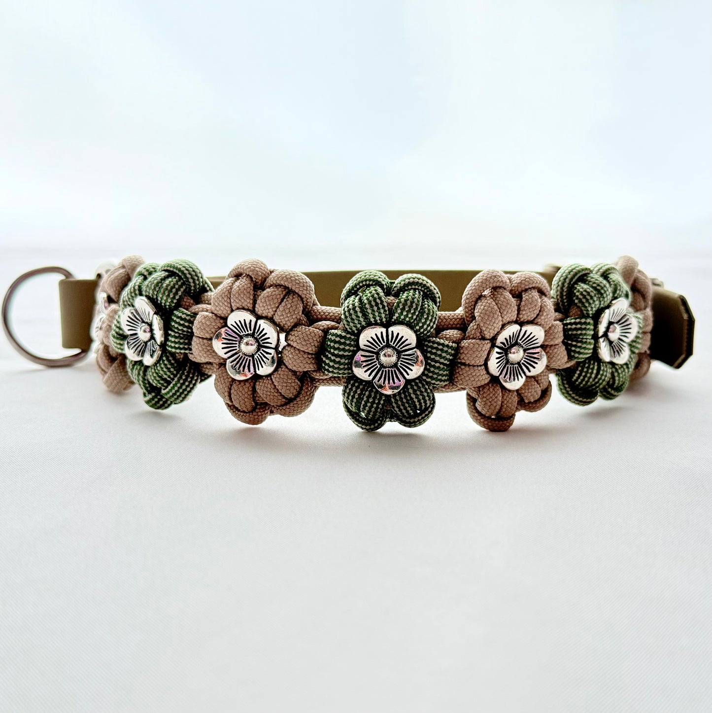 26.5cm - 33cm - Flower Knotted Dog Collar - Ready to Ship