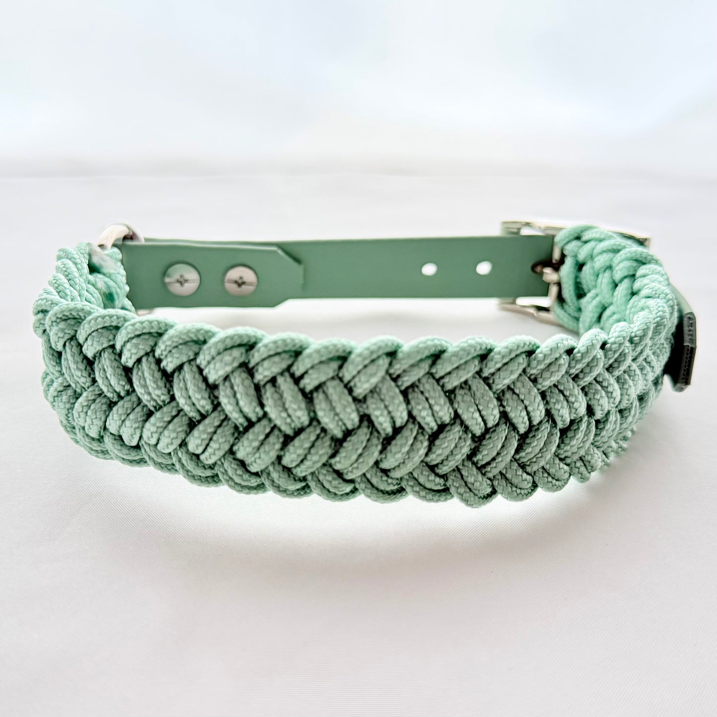 32.5cm - 38cm - Paracord Dog Collar - Ready to Ship